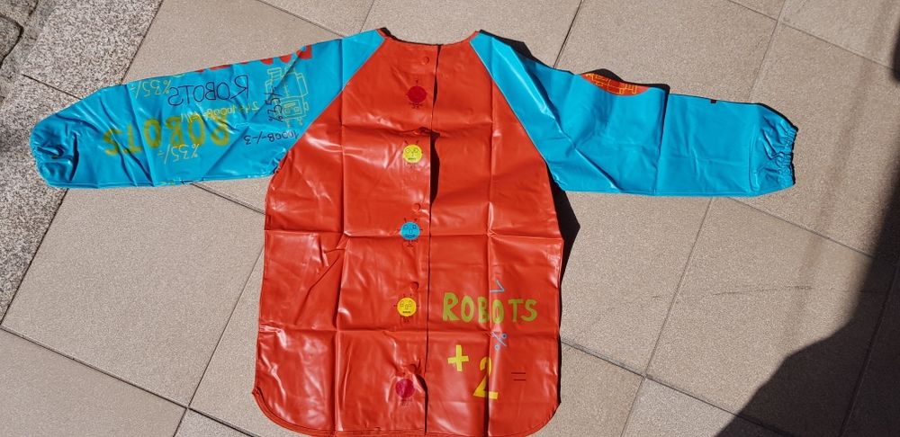 Bibe bata impermeável para pintura de criança