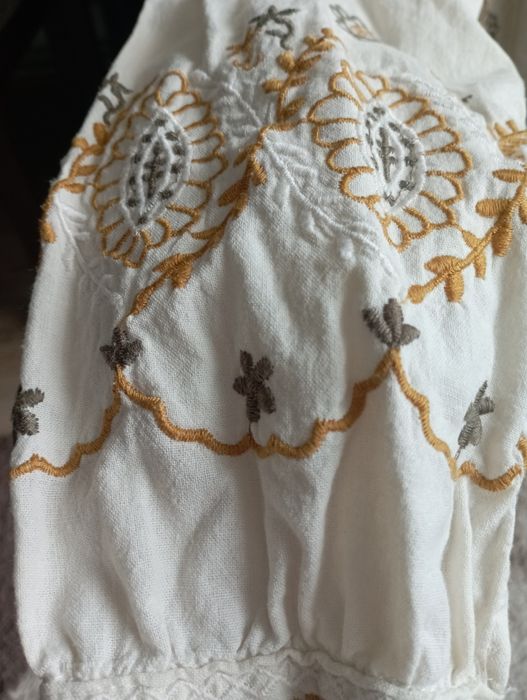 Продам вишиту сорочку