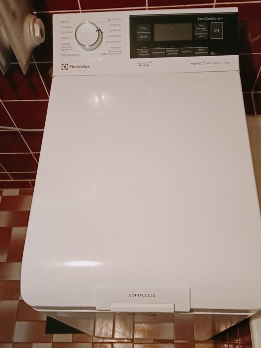 Pralka Electrolux PerfectCare 600, 6kg 1200 obr