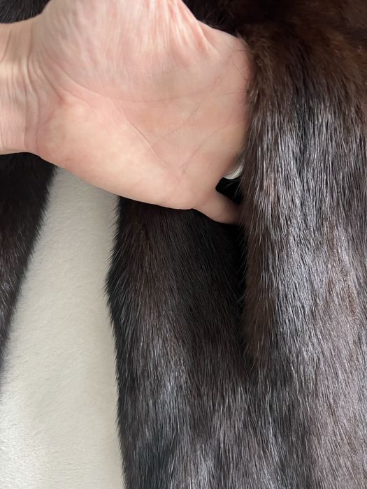 Норкова шуба, гіркий шоколад, стієчка 44р