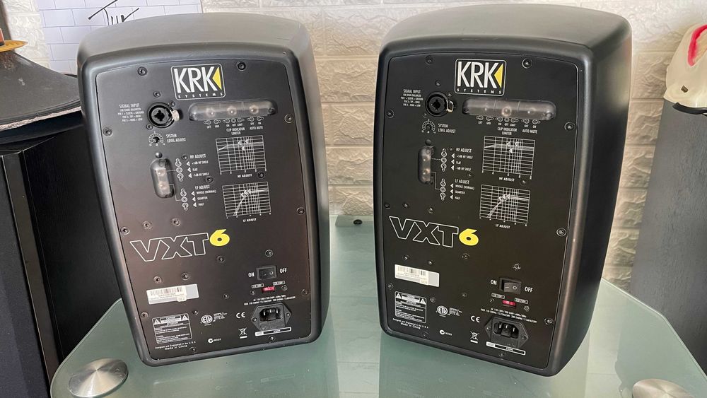 Студийные мониторы KRK VXT6