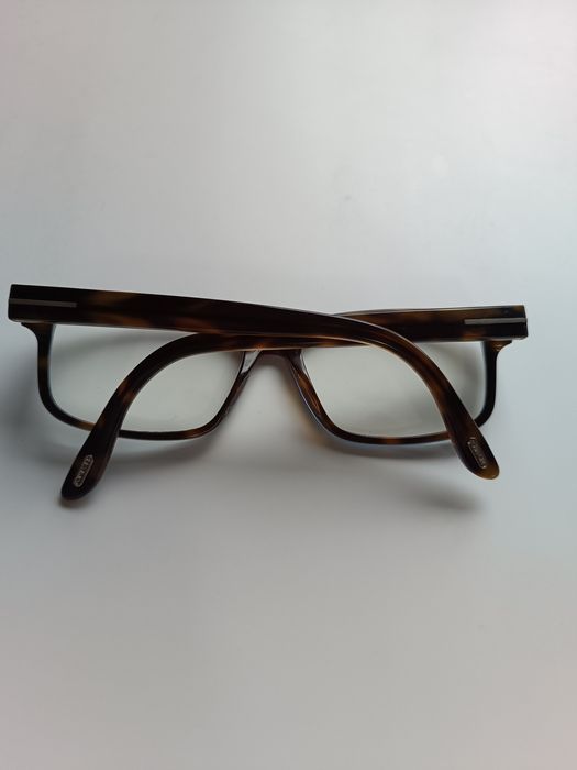 Óculos Tom Ford com lentes progressivas - perto e longe