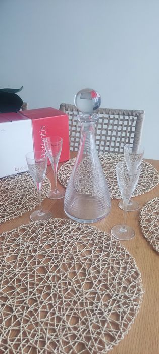 Crystal Liquor Bottle and Glasses Set by Atlantis. BRAND NEW