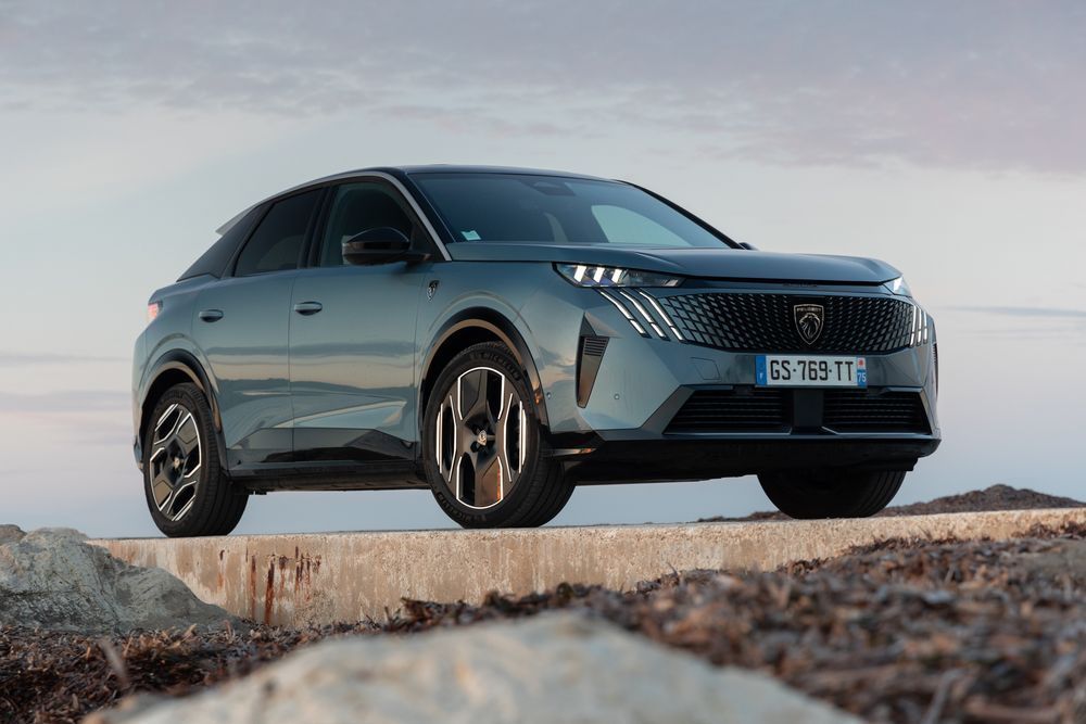 Peugeot 3008 1.6 Plug-in Hybrid Allure e-DCS7 foto 2
