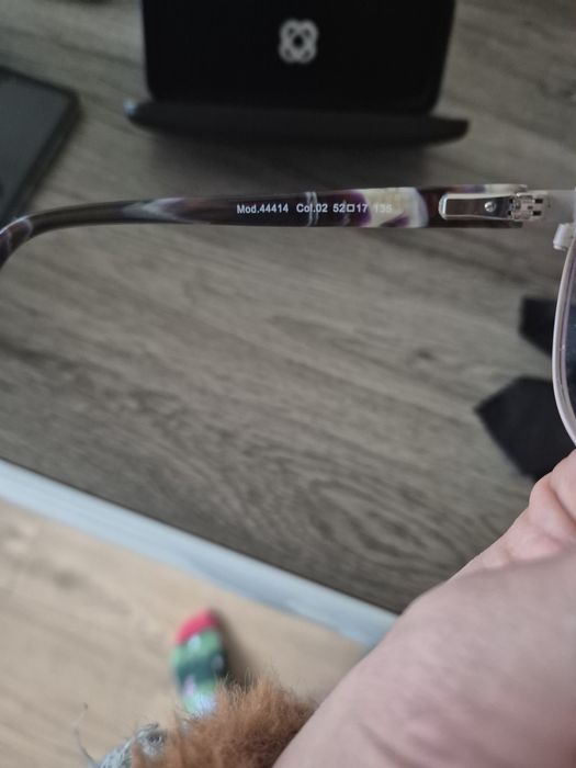 Oprawki MOOS Designed in Italy