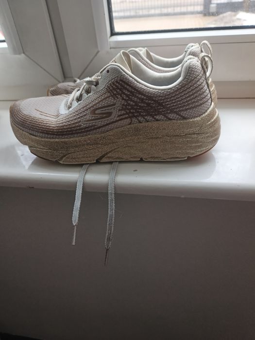 Sprzedam buty sportowe