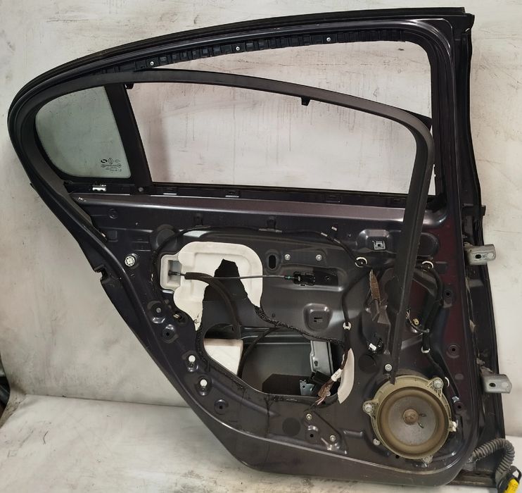 Porta trás esquerda RENAULT Latitude (L70_)