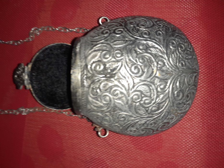 Pochet / Malinha  Prateada