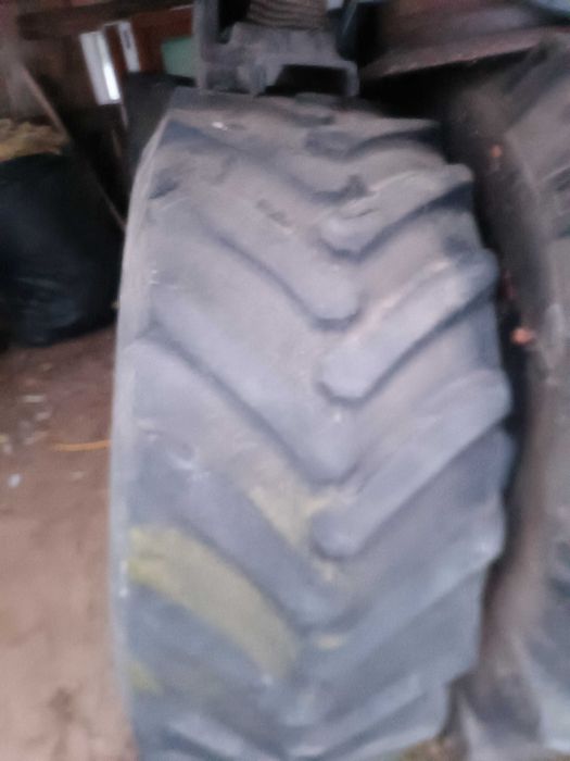 OPONA BFGoodrich 440/80-28 (16,9-28)