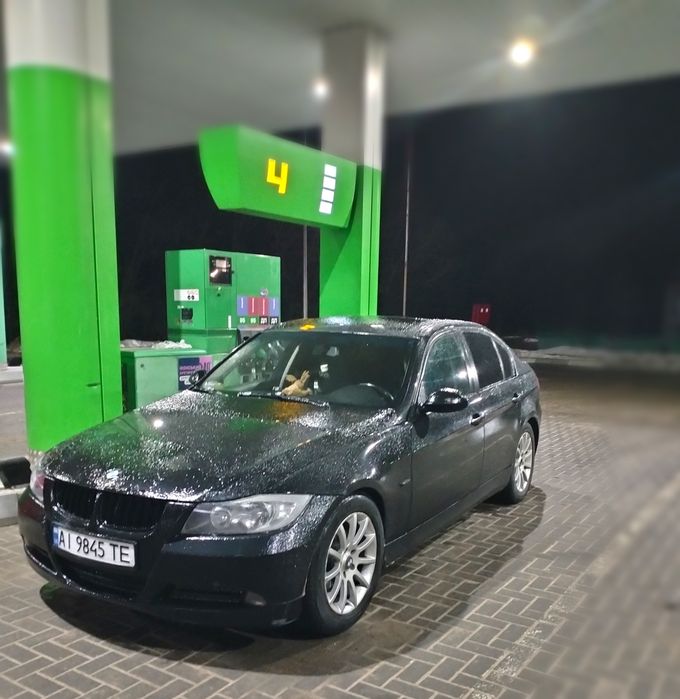 Совсем другая Тётя