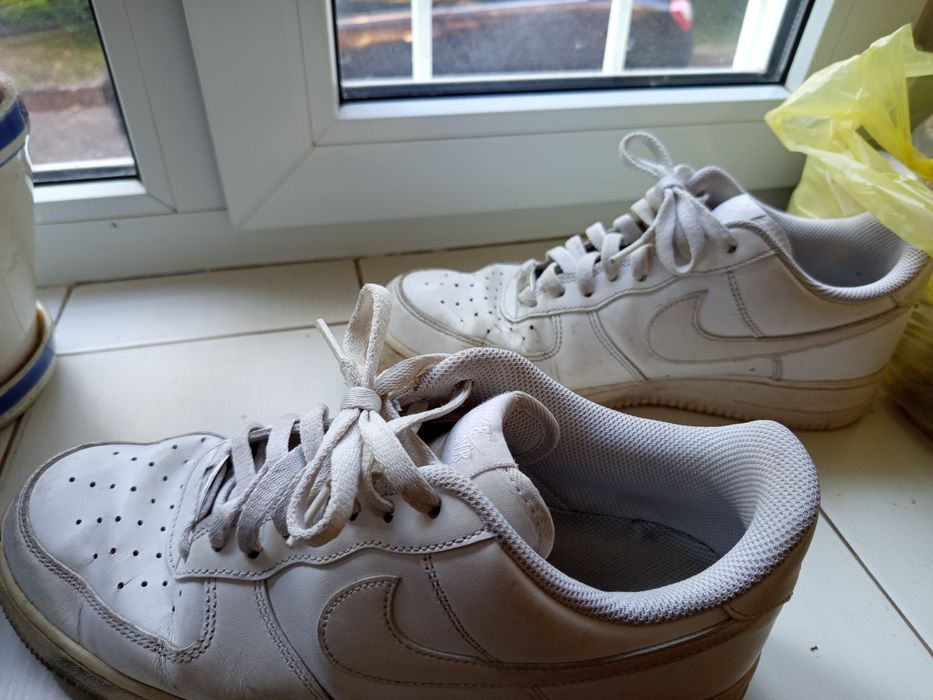 Продаю кросівки NIKE розмір 44.5 не дорого!