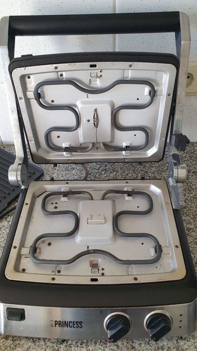 Grelhador eléctrico marca Princess