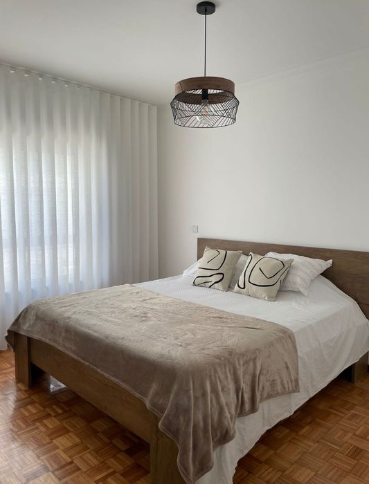 Cama e colchão en bom estado