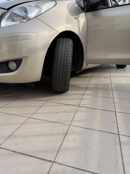 Toyota Yaris com GPL — photo 5