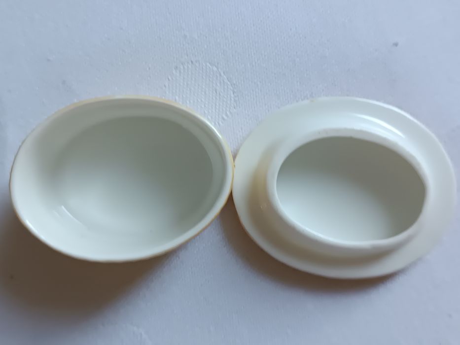 Puzdro porcelana angielska