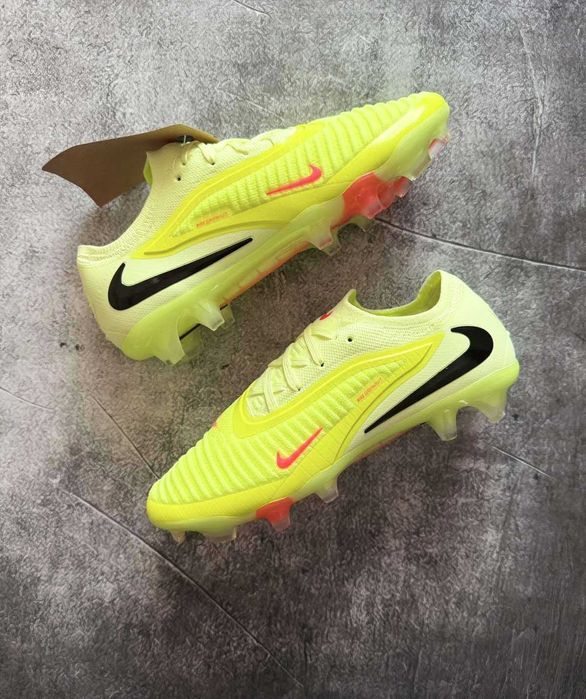 Футбольні бутси (копочки) Nike Phantom GX6 FG