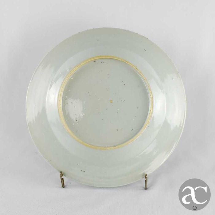 Prato porcelana China, Dinastia Qing, Período Qianlong, séc. XVIII n2