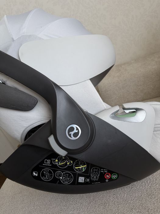 Автокрісло cybex Cybex Cloud T Platinum