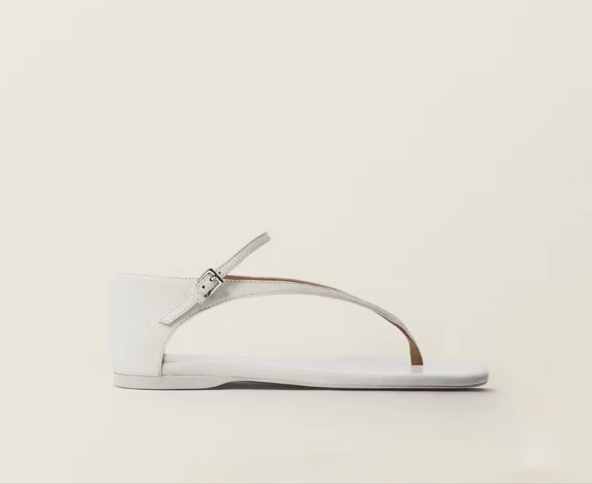 Білі шкіряні сандалі 36 mango