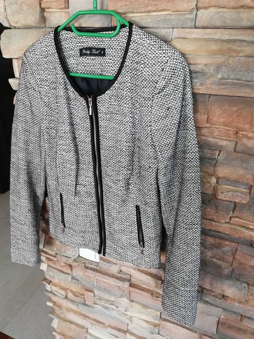Pudełkowy żakiet damski rozm.38