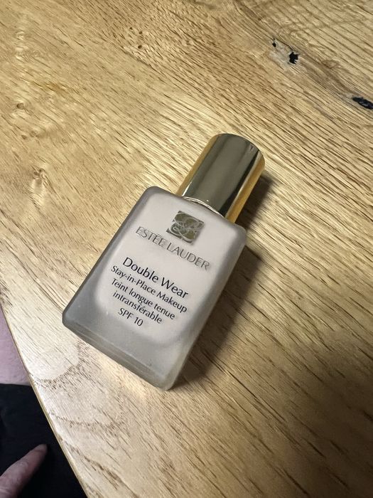 Podklad estee lauder double wear