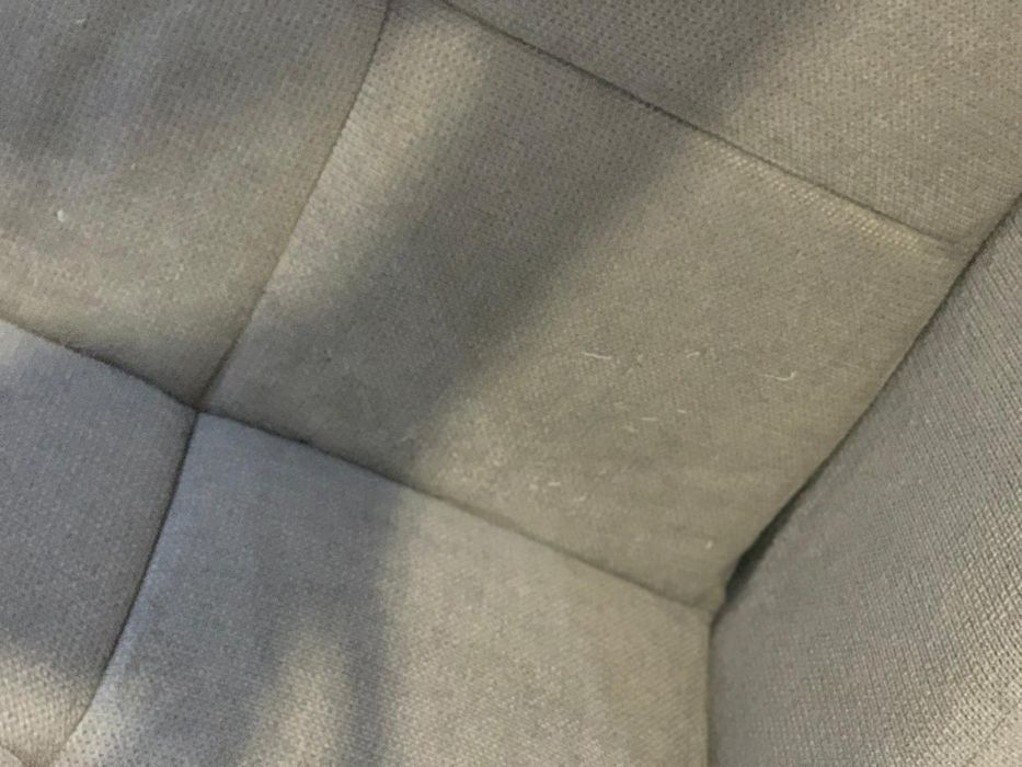 Sofá-cama em cor cinza