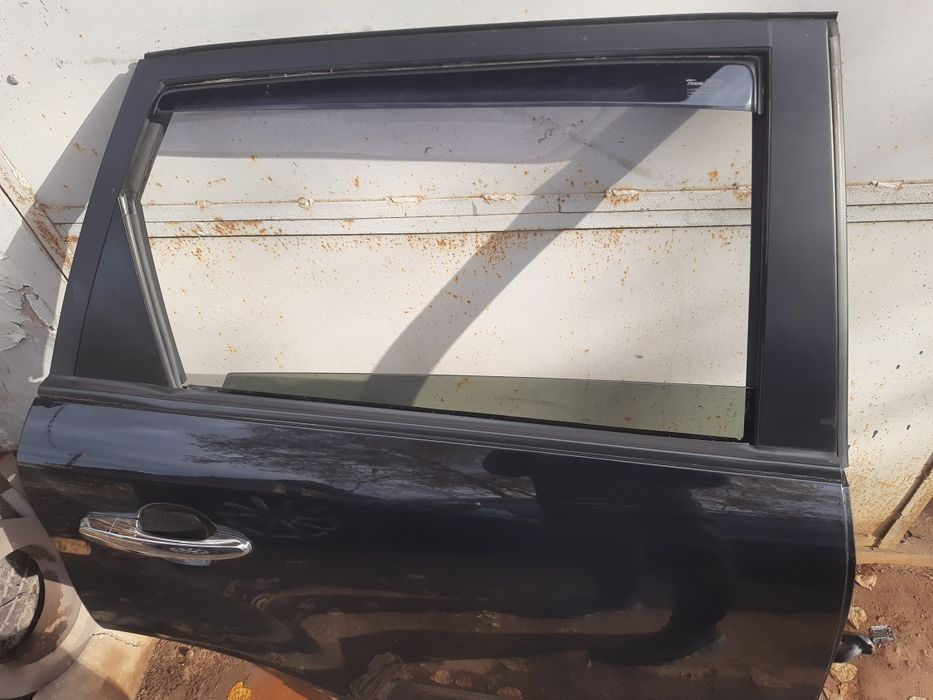 Дверка задня права Kia Sorento 2
