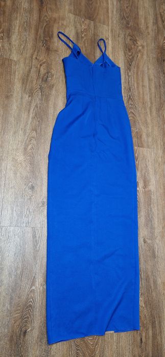 Sukienka xs chabrowa maxi z rozcięciem na szelkach obcisła niebieska