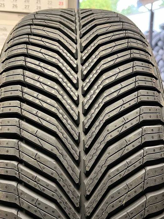 225/40R18 Michelin CROSSCLIMATE 3 cztery opony całoroczne 2025r