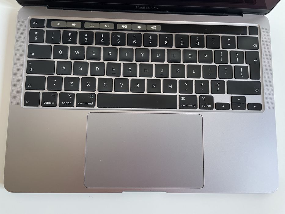 MacBook Pro A2251 2020 13 cali, Intel Core i7, 16GB