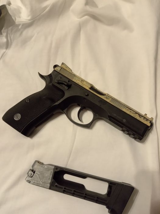 Replika pistoletu cz 75 sp-01 shadow