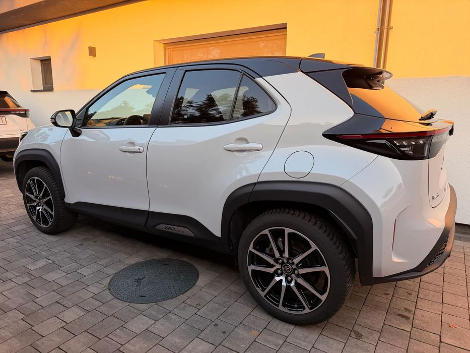 Toyota Yaris Cross 130 KM GR JBL HUD Matryce Led