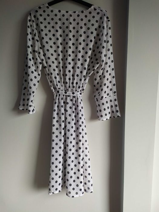 Sukienka wizytowa-Eleganckie grochy