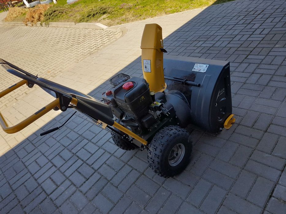 Odśnieżarka STIGA ST3262 PB. stan idealny przepracowała ok.10 h garaż