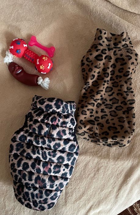 Набір (одяг та іграшки ) для собачки міні породи (чіхуа, тойчик )