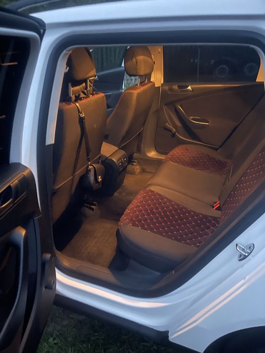Volkswagen Passat 2010