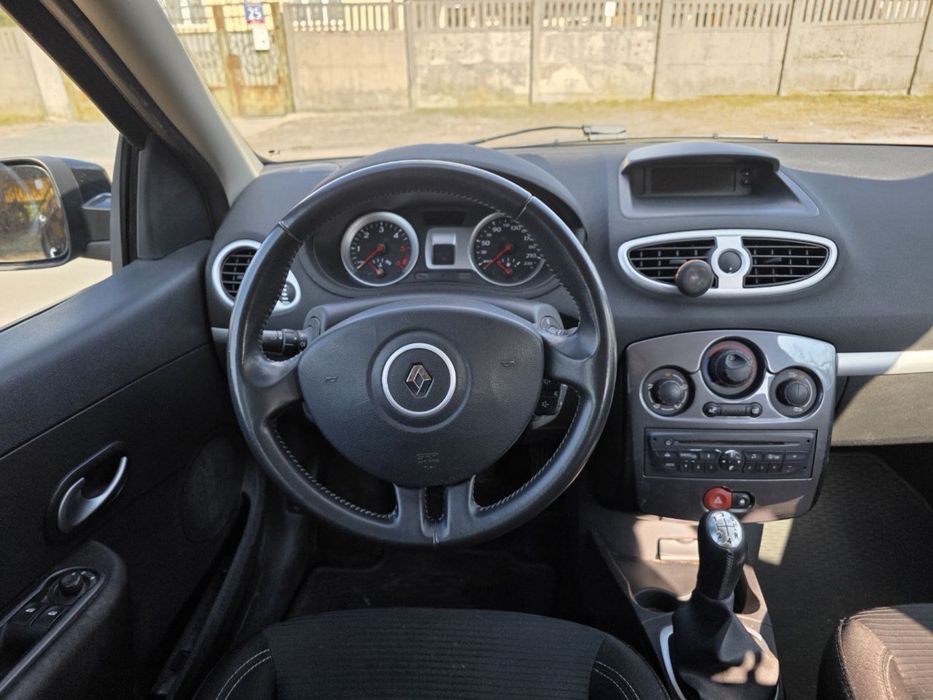 Renault Clio 1,5 (3,5л/100км) турбо-дизель 2012 рік