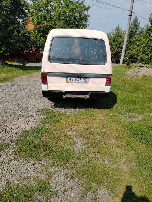 Mazda E-serises 2200