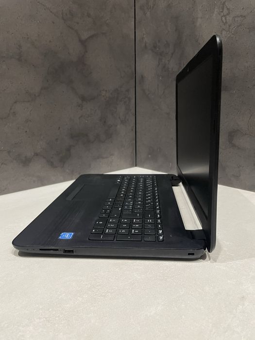 Ноутбук HP 15-ay006no 15.6" 4GB RAM/128GB SSD! N3370