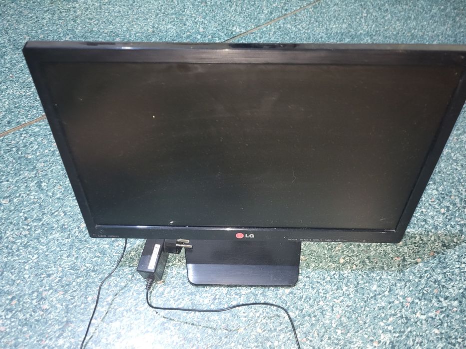 монитор lg flatron 19en33s-b