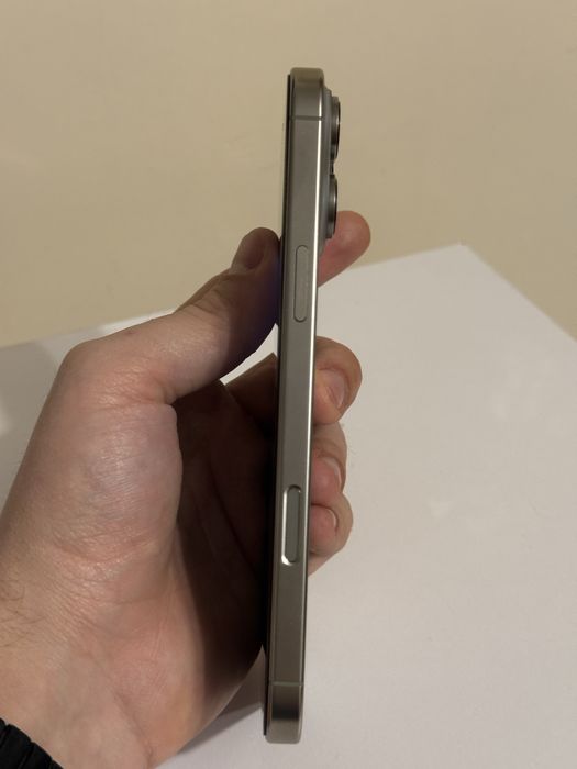 iPhone 16 Pro Max 1TB e-sim Natural Titanium, ідеальний стан, гарантія