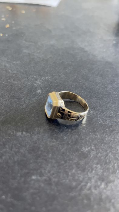 4 Aneis  de ouro de 19k/22k