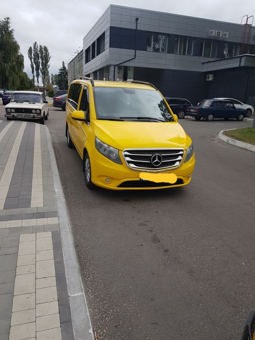 Молдинг (хром) на мерседес 447