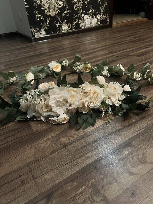 Фотозона для столу наречених