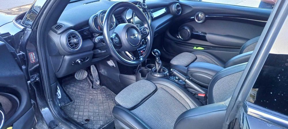 MINI Cooper D Automático 2017 | Full LED | Navi Pro | Câmara | Bancos Aquec. | Apple CarPlay | Android Auto