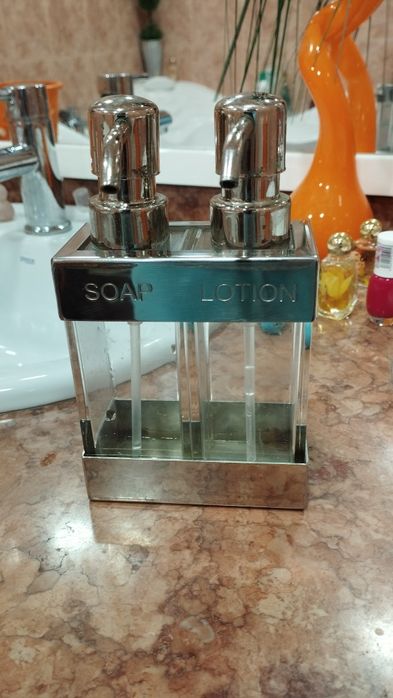 Doseador de sabonete e loção