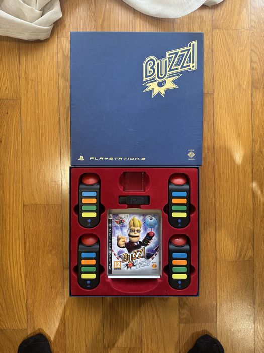 Buzz! - Edição c/ Buzzers + jogo