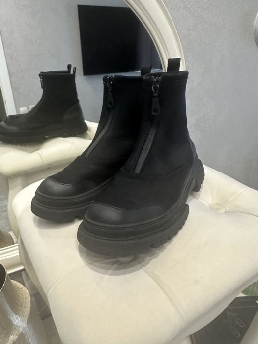 Сапоги демисезон 34 р zara