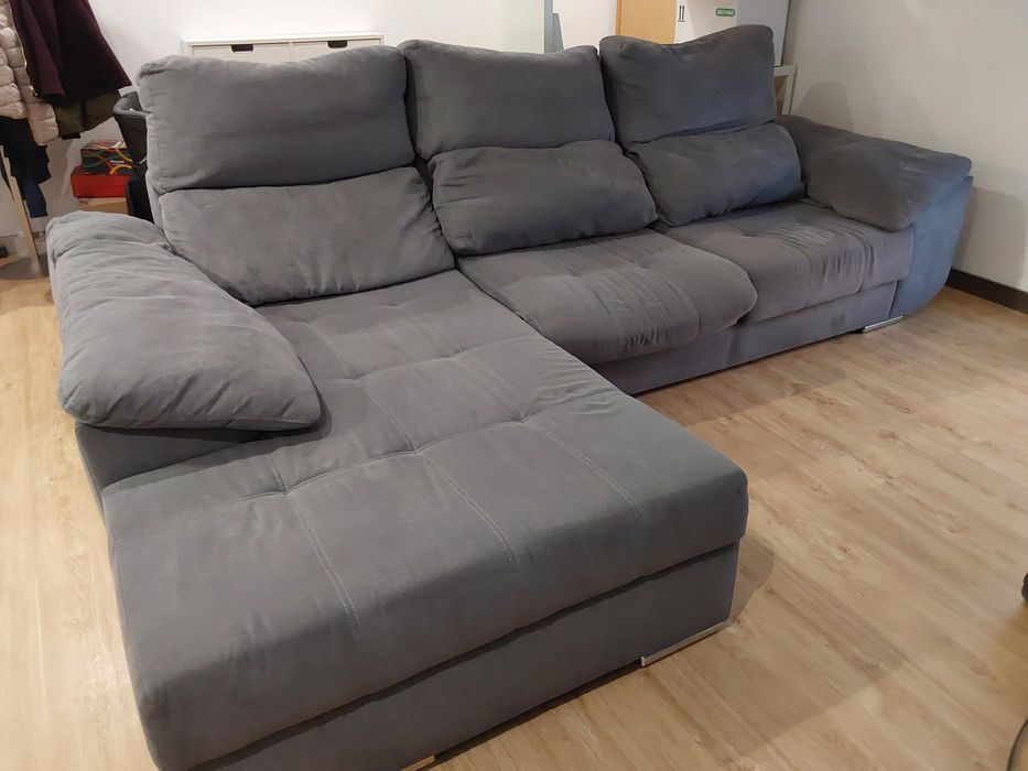 Sofá tecido cinza com chaise long 3,00m x 1,80m