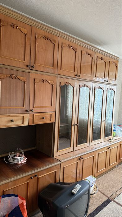 Продам стінку в зал